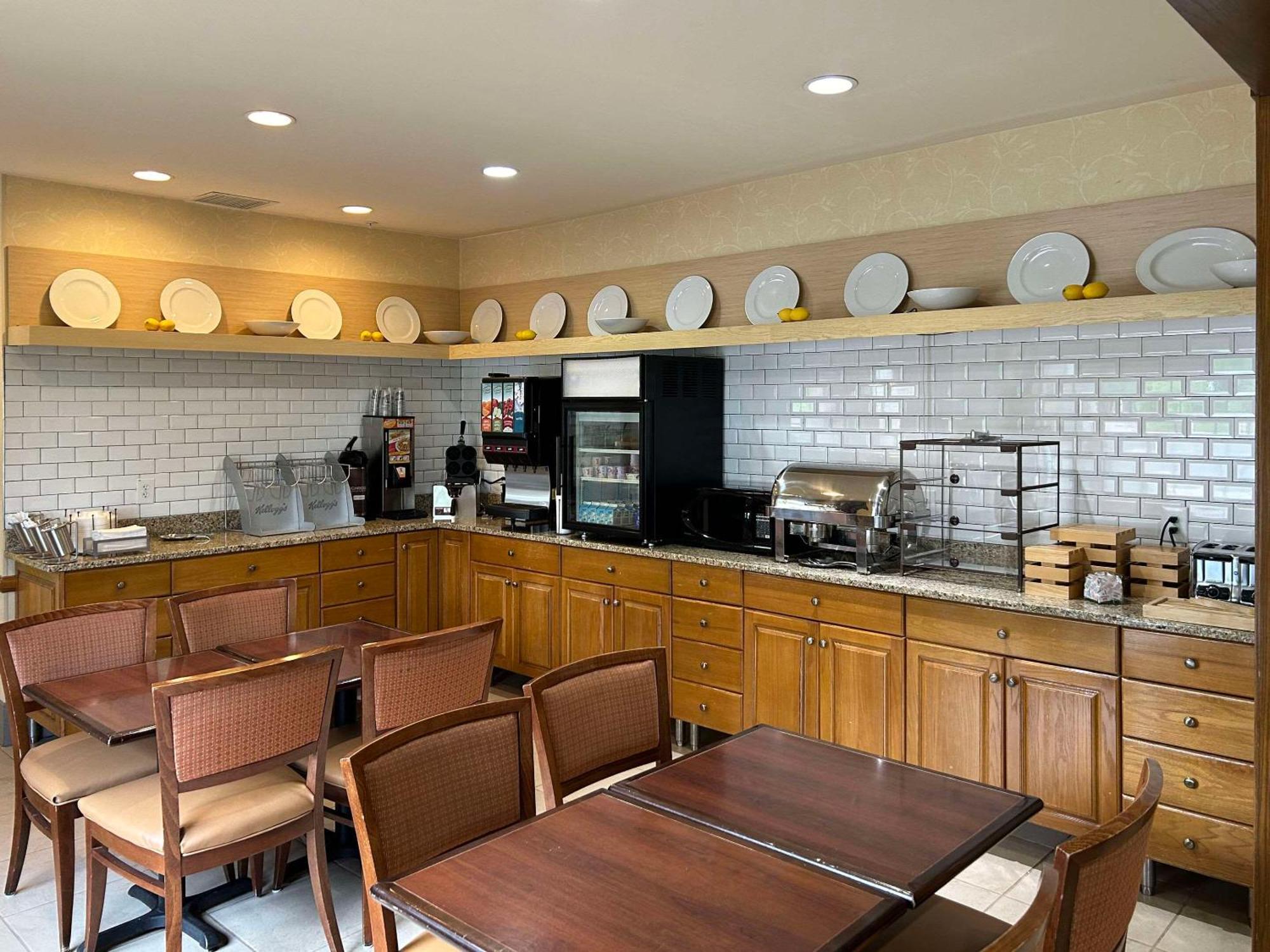 Country Inn & Suites By Radisson, Owatonna, Mn Bagian luar foto